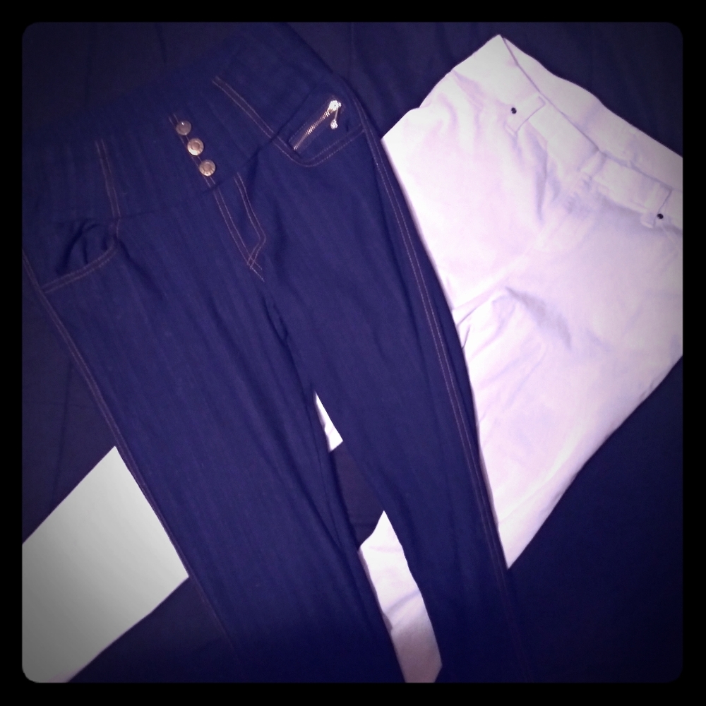 2 pair of stretchy jeans